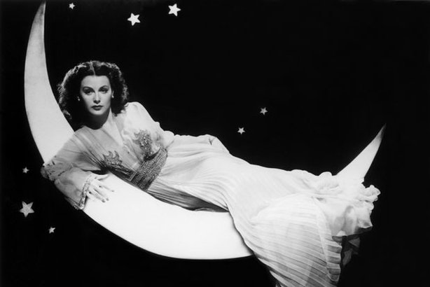 Hedy Lamarr Source: http://www.kpbs.org